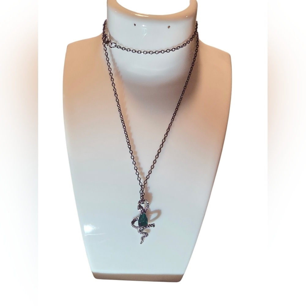 Stainless Steel Snake Pendant with Green Cubic Zirconia - Picture 4 of 4